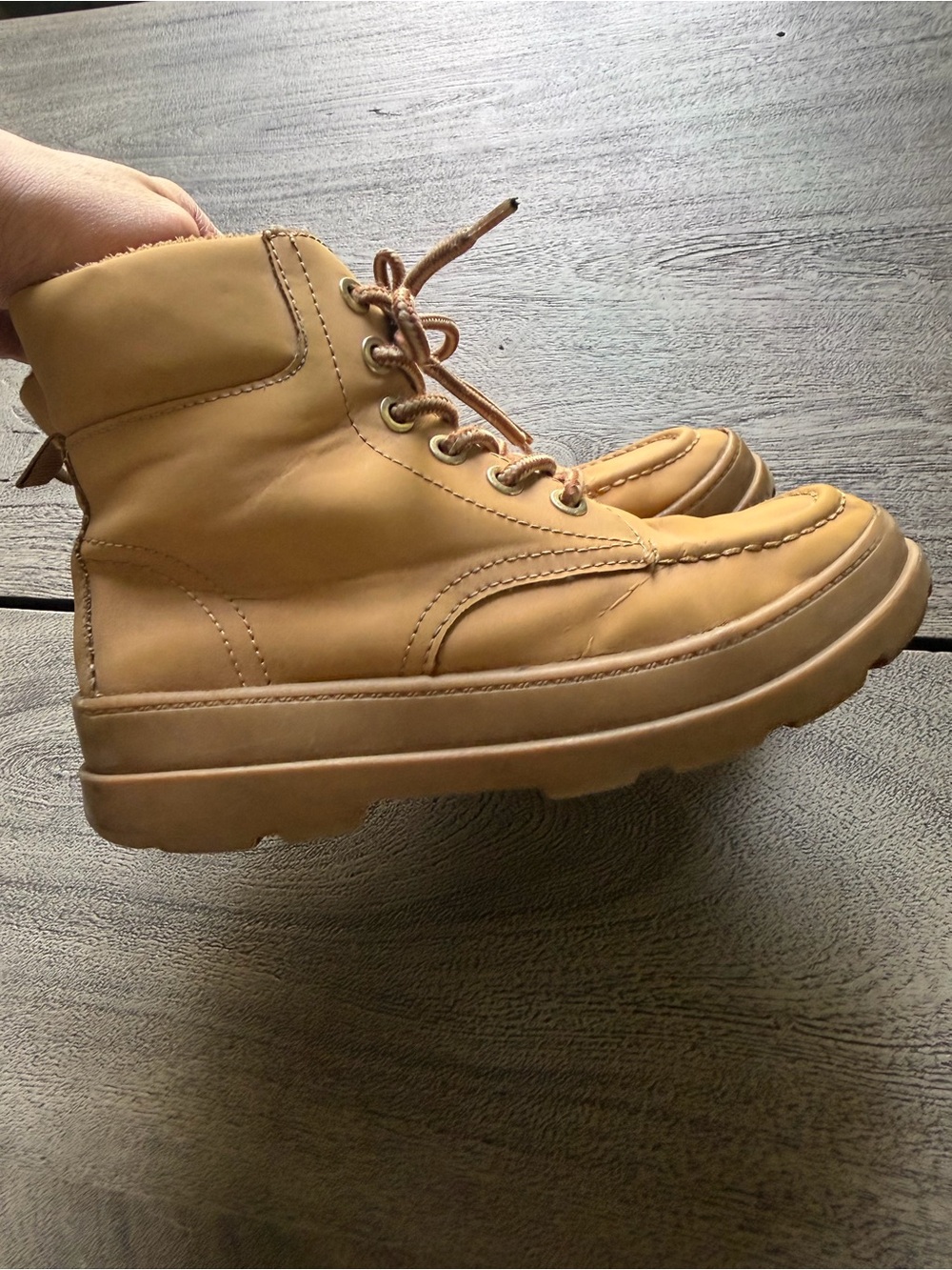 Boys workwear boots
